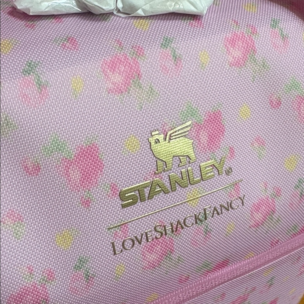 STANLEY X LOVESHACKFANCY ALL DAY MADELEINE COOLER BACKPACK | 20 CAN | 13.2 L,NEW - Picture 11 of 17